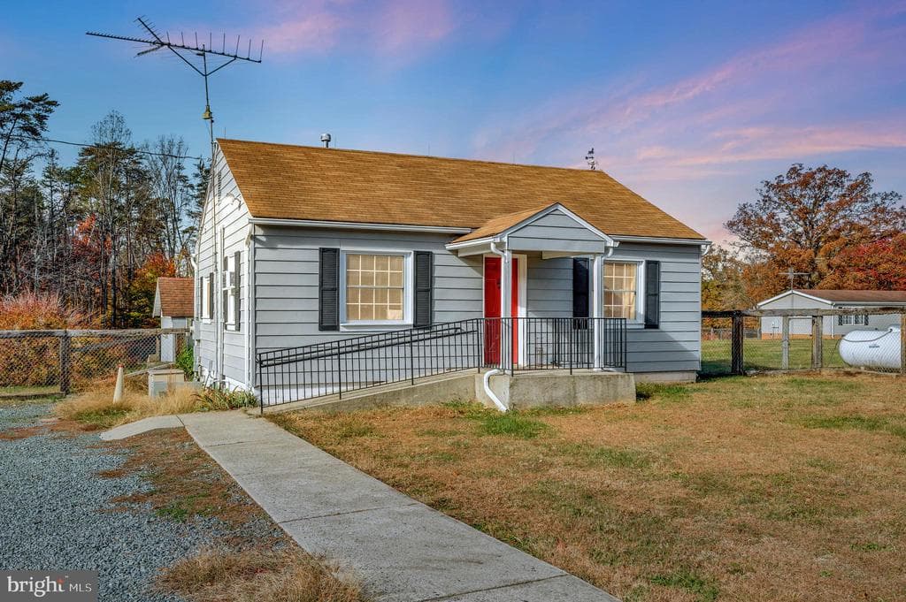 4643 Thomas Jefferson Parkway photo 1