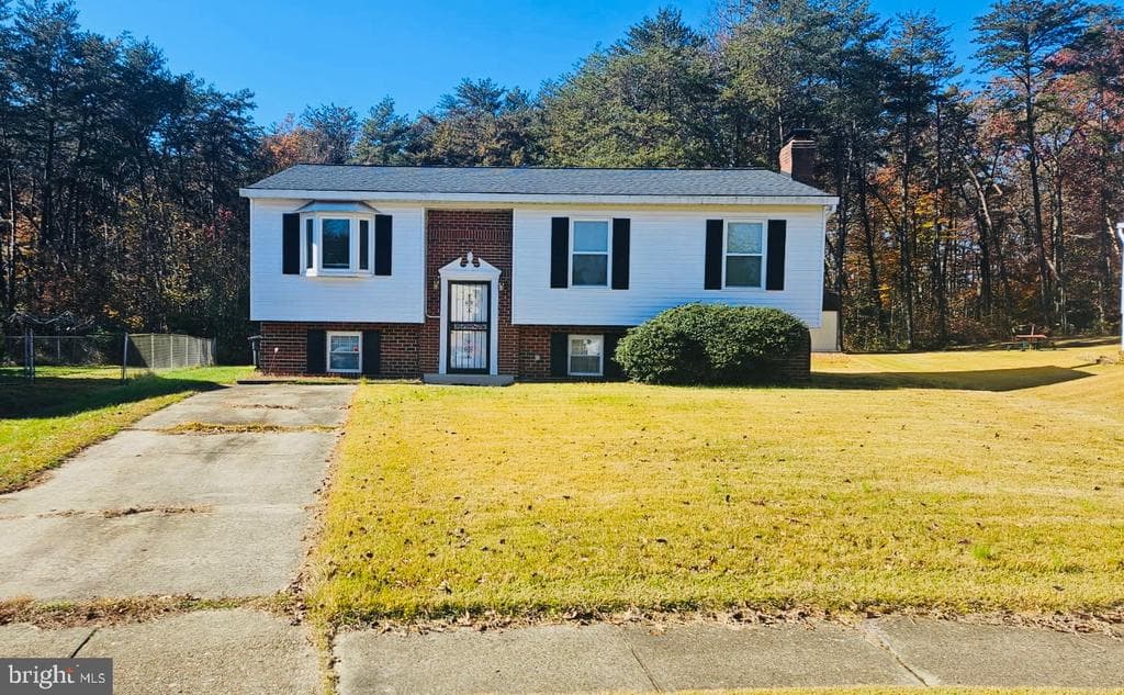 8605 Sumter Lane photo 1