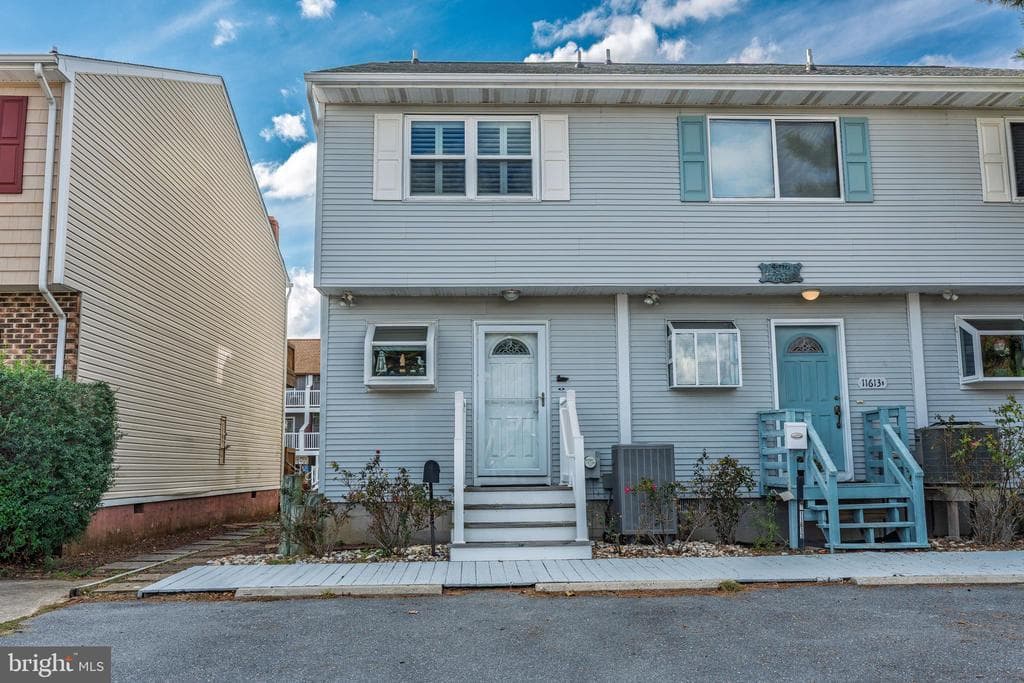11613 Windward Drive #a photo 1