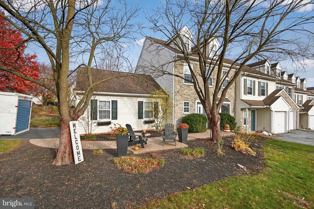 30 Heron Drive photo 1