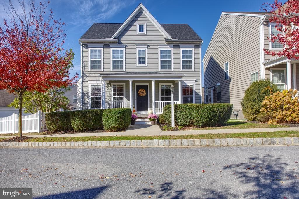 202 Alden Street photo 1