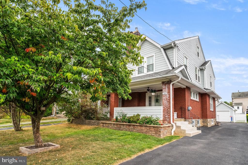 168 Upland Road photo 1