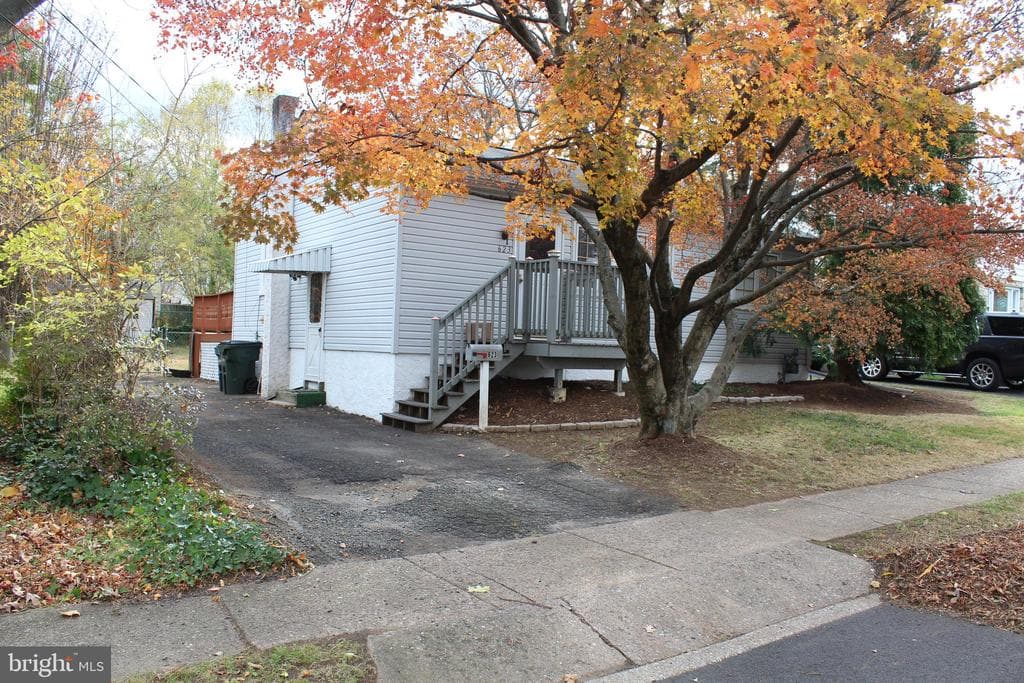 623 Penn Avenue photo 1