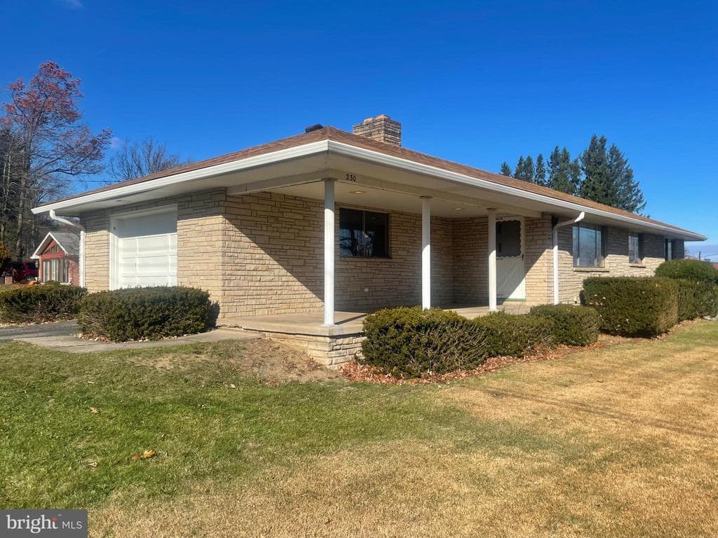 230 Armstrong Avenue photo 1