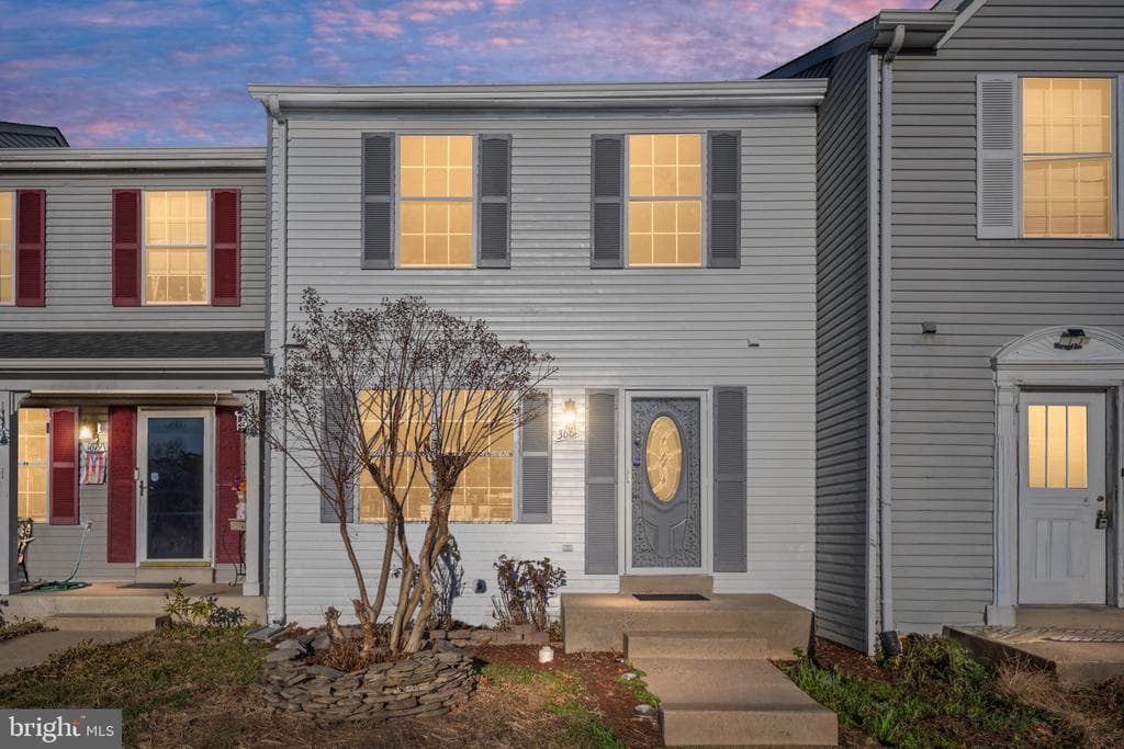 3681 Dahlgren Place photo 1