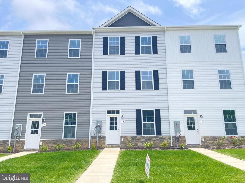14 Snowdrop Court photo 1