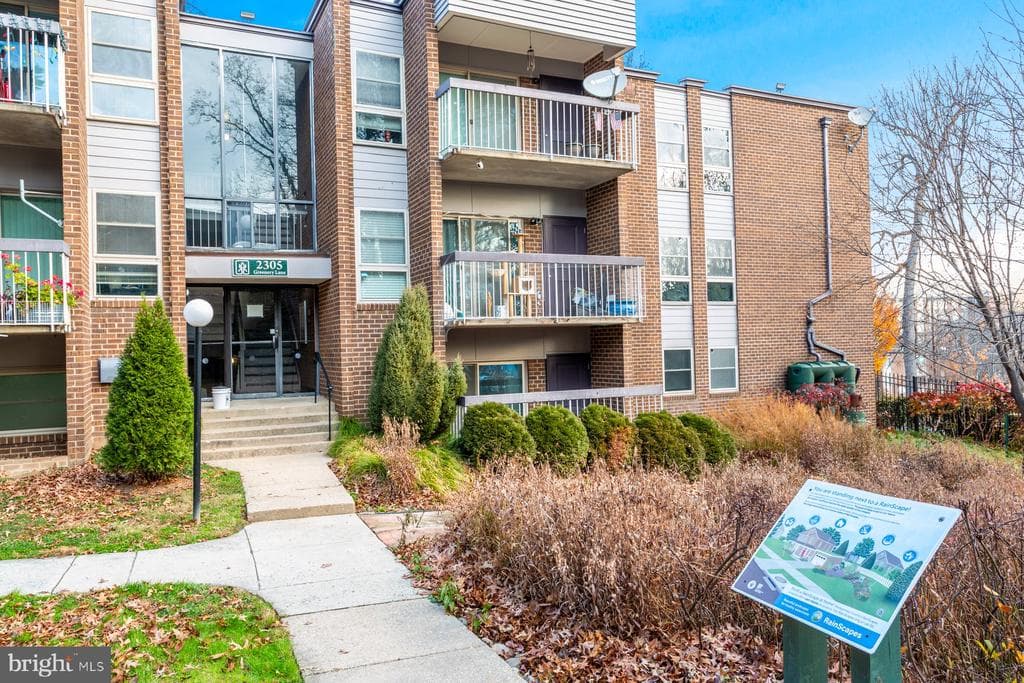 2305 Greenery Lane #t-4-3 photo 1
