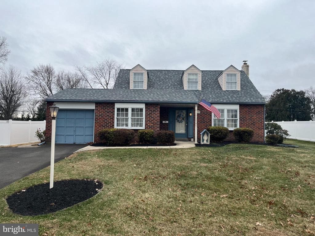 410 Wendy Road photo 1