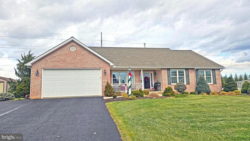 25 Summer Breeze Lane photo 1