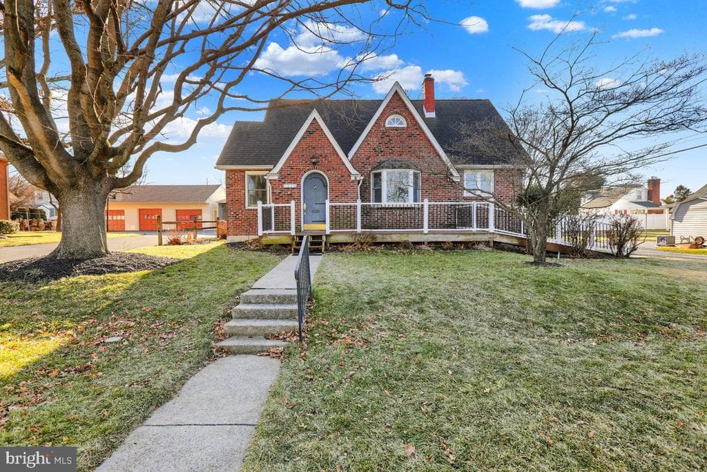 116 Gold Street photo 1