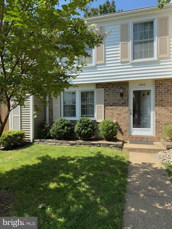 1660 Sierra Woods Drive photo 1