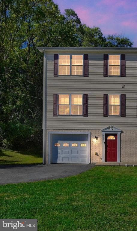 427 Hill Street photo 1