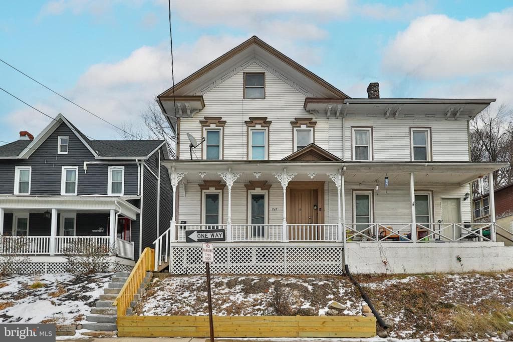 267 S Main Street photo 1