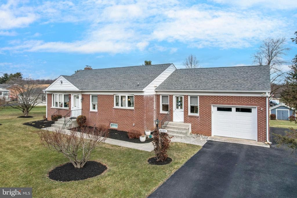 4220 Maple Grove Road photo 1