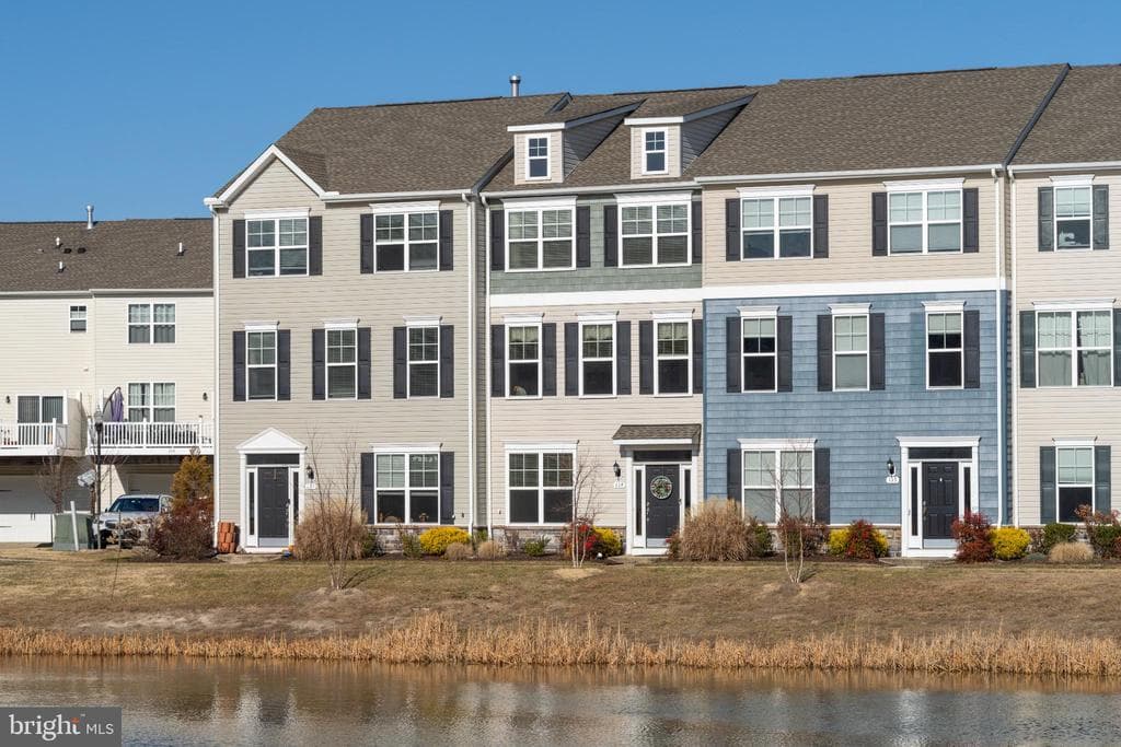 119 Liam Thomas Lane photo 1