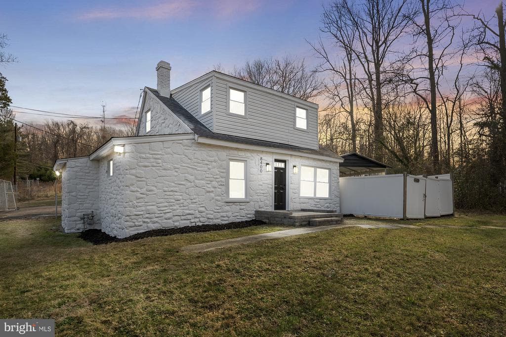 8400 Temple Hill Road photo 1