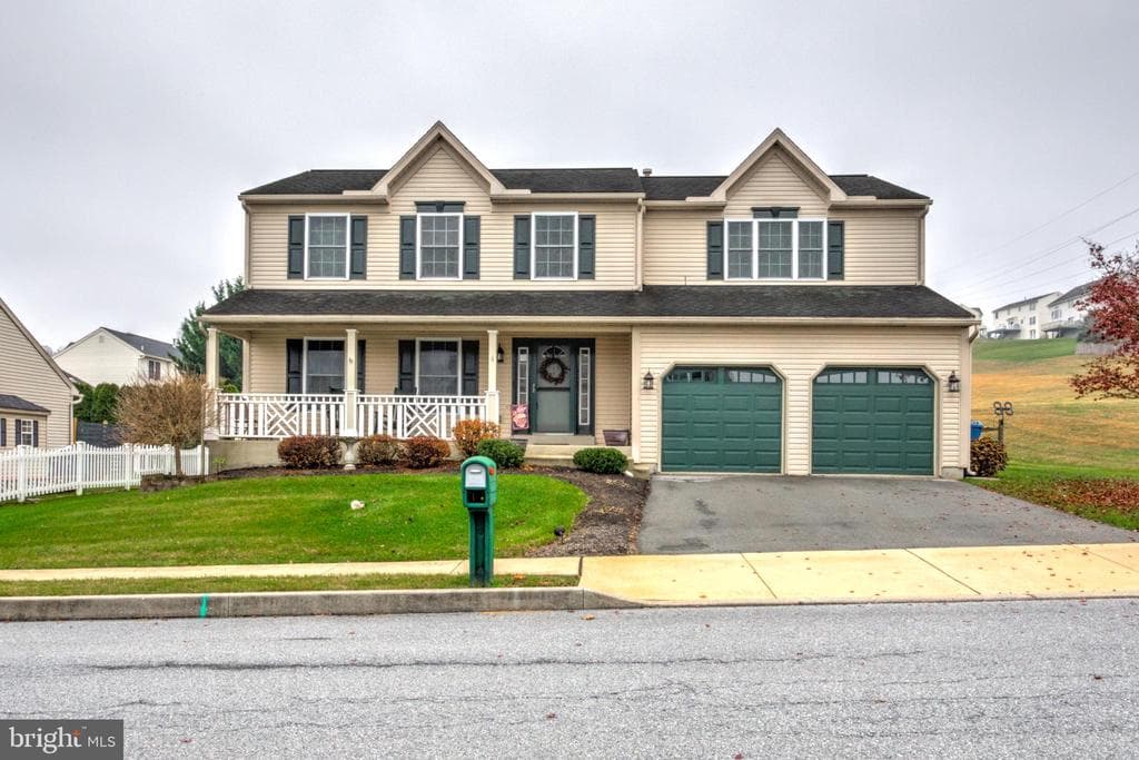 4 Crestview Drive photo 1