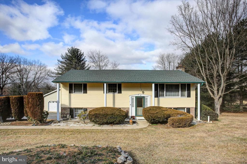 10839 Old Forge Road photo 1