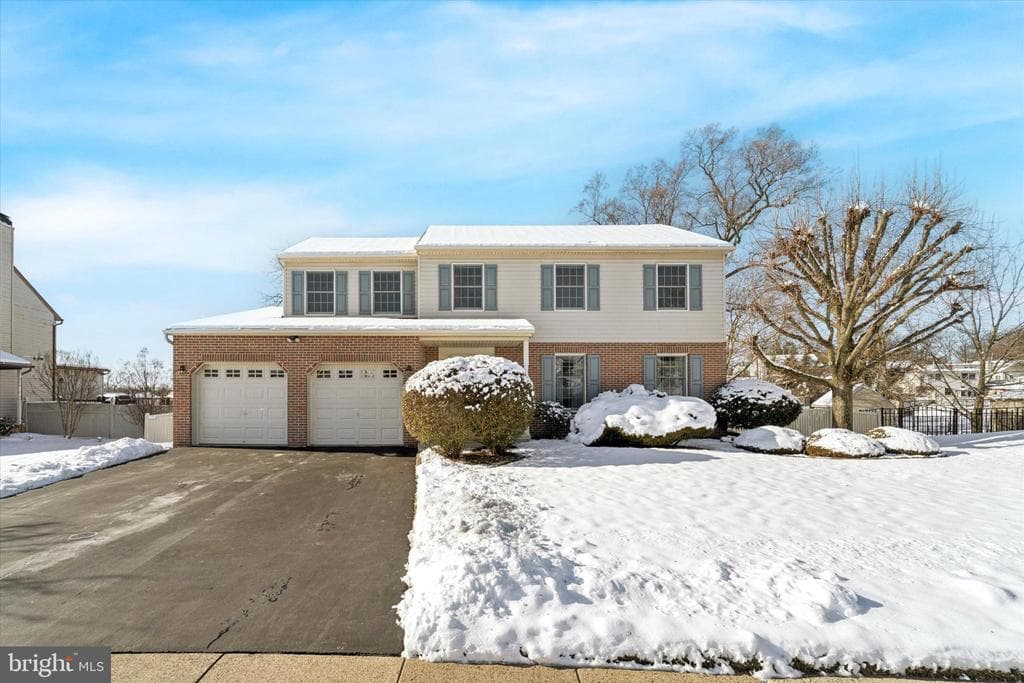 956 Duxbury Drive photo 1