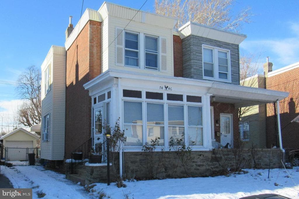 7446 Rockwell Avenue photo 1