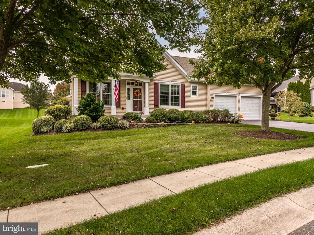 424 Westview Drive photo 1