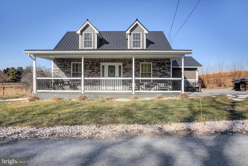 1000 Hauck Road photo 1
