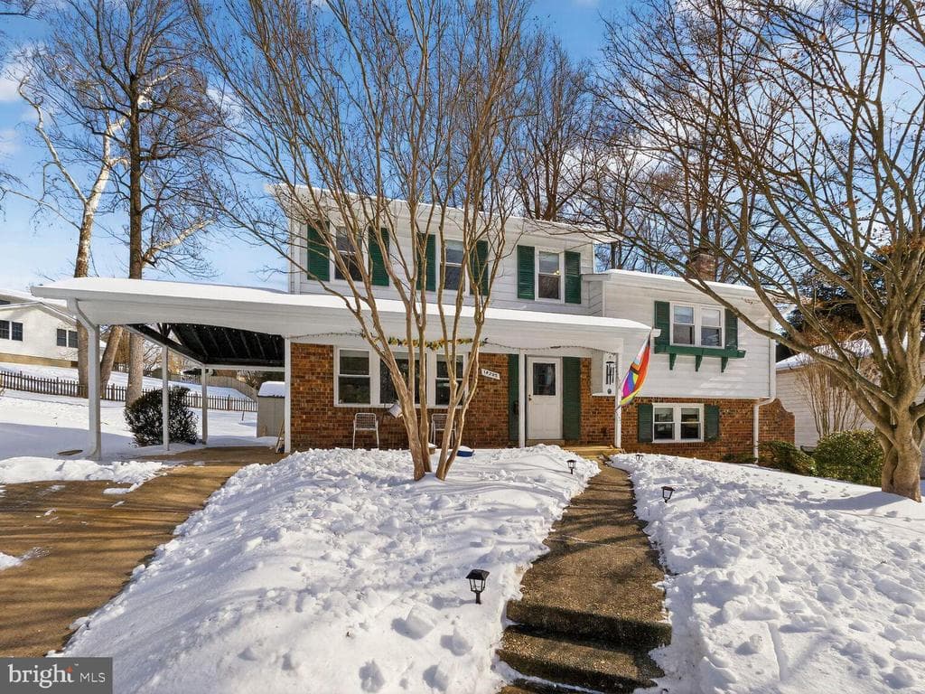 14205 Parkvale Road photo 1