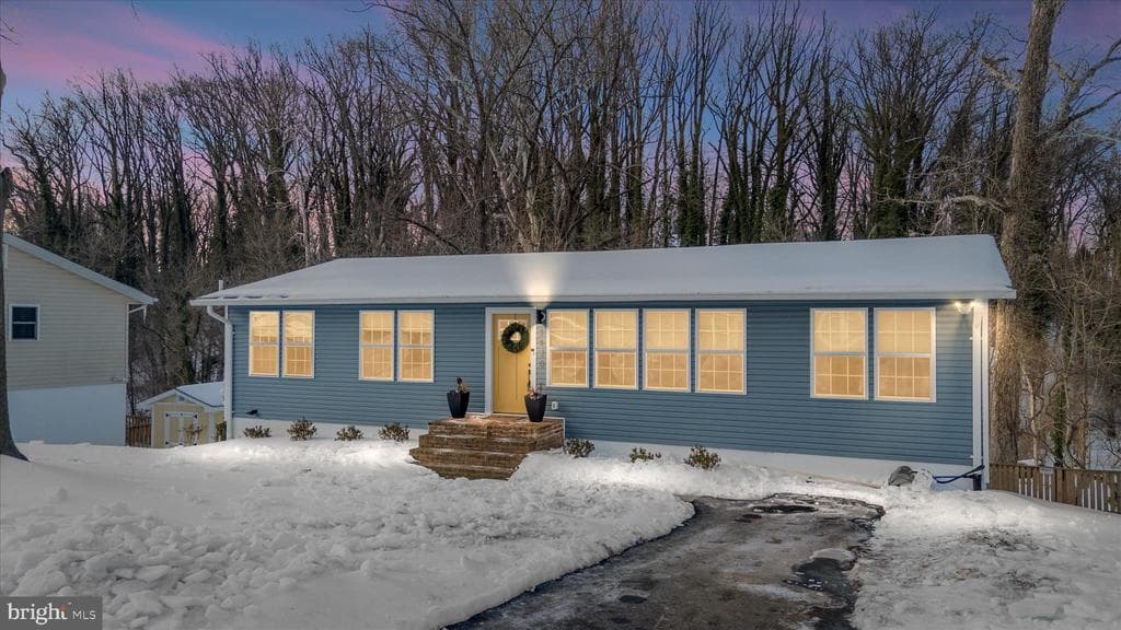 1420 Mariner Drive photo 1