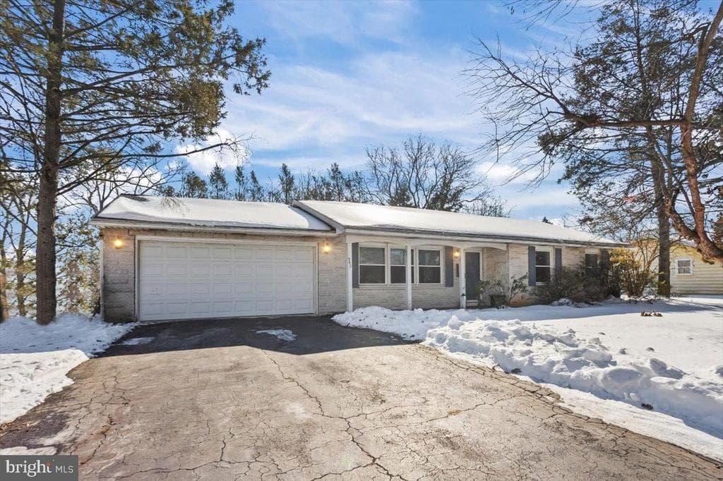 962 W Areba Avenue photo 1