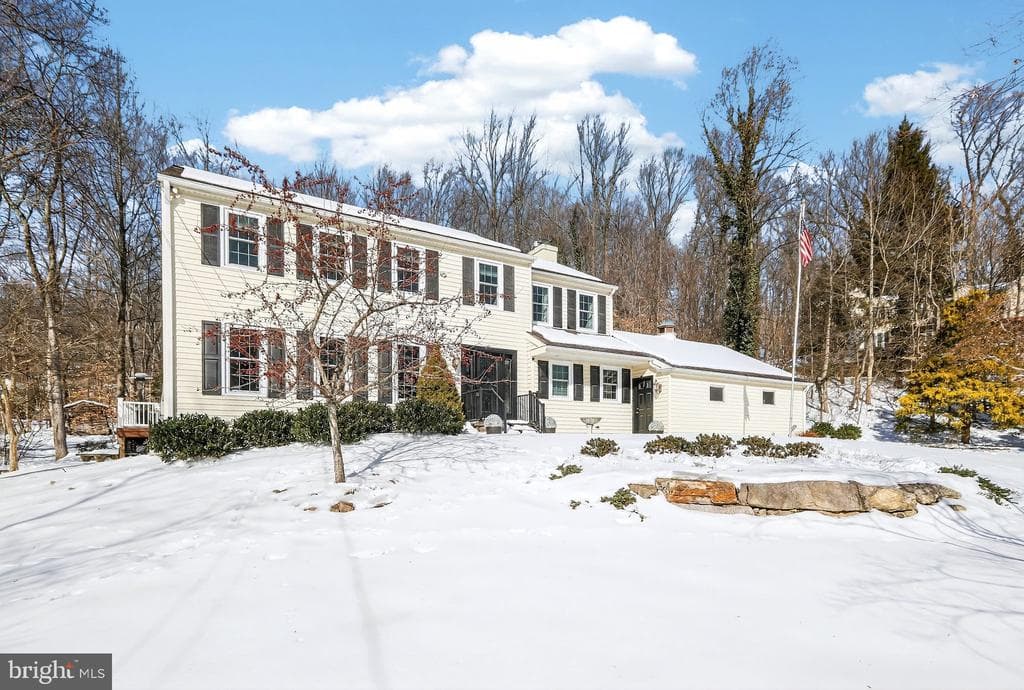 609 Thomas Road photo 1
