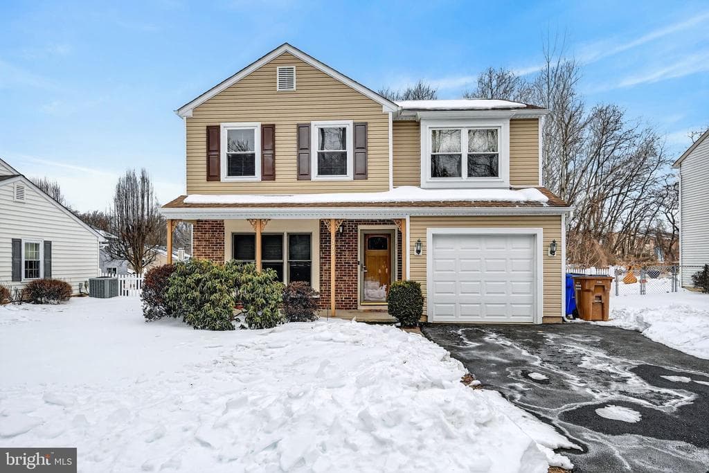 1355 Amwell Street photo 1