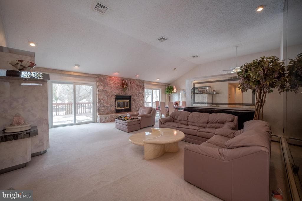 501 Flora Circle photo 1