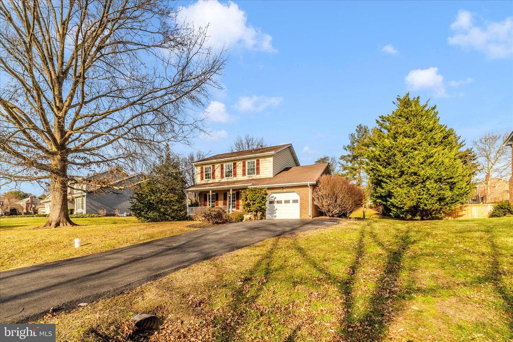 6630 Fox Meade Court photo 1