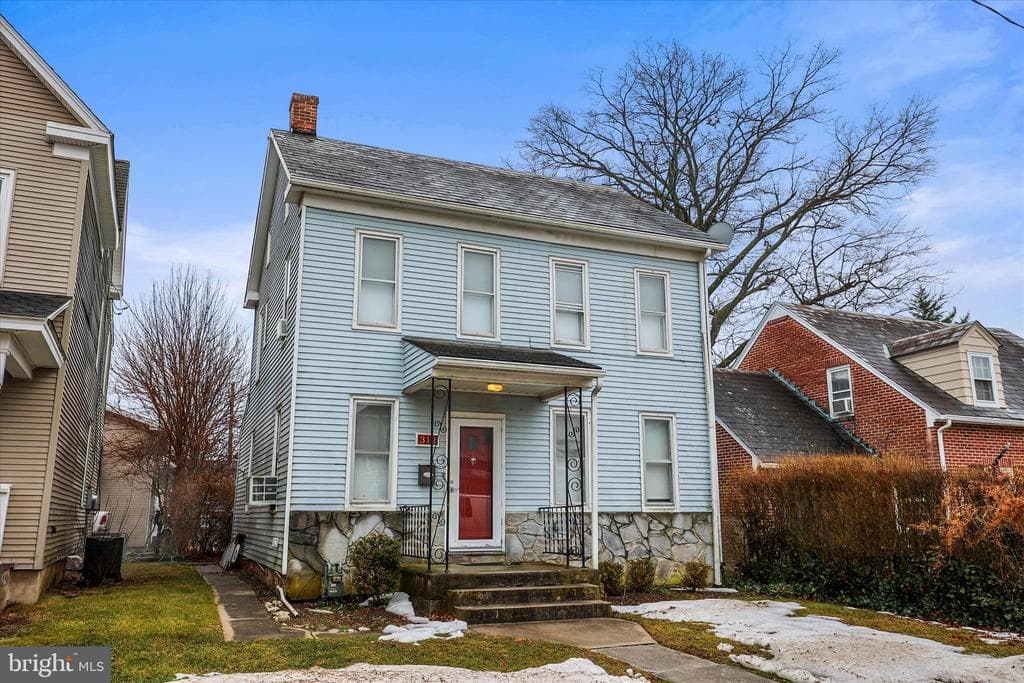 312 4th Street photo 1