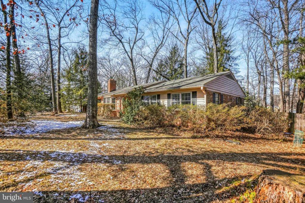 6105 Tilden Lane photo 1