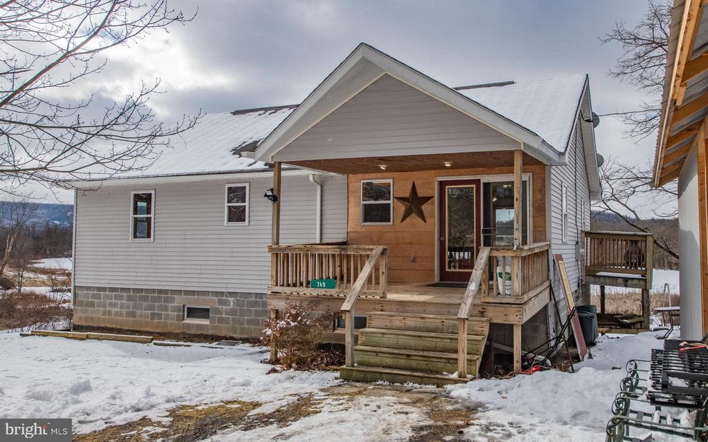 749 Farrandsville Road photo 1