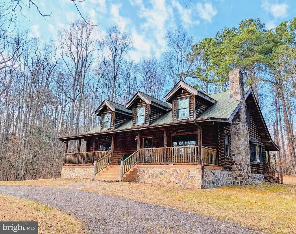 23209 Colton Point Road photo 1