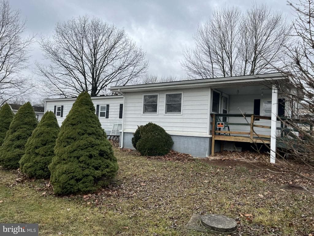 14214 Clear View Drive SW photo 1
