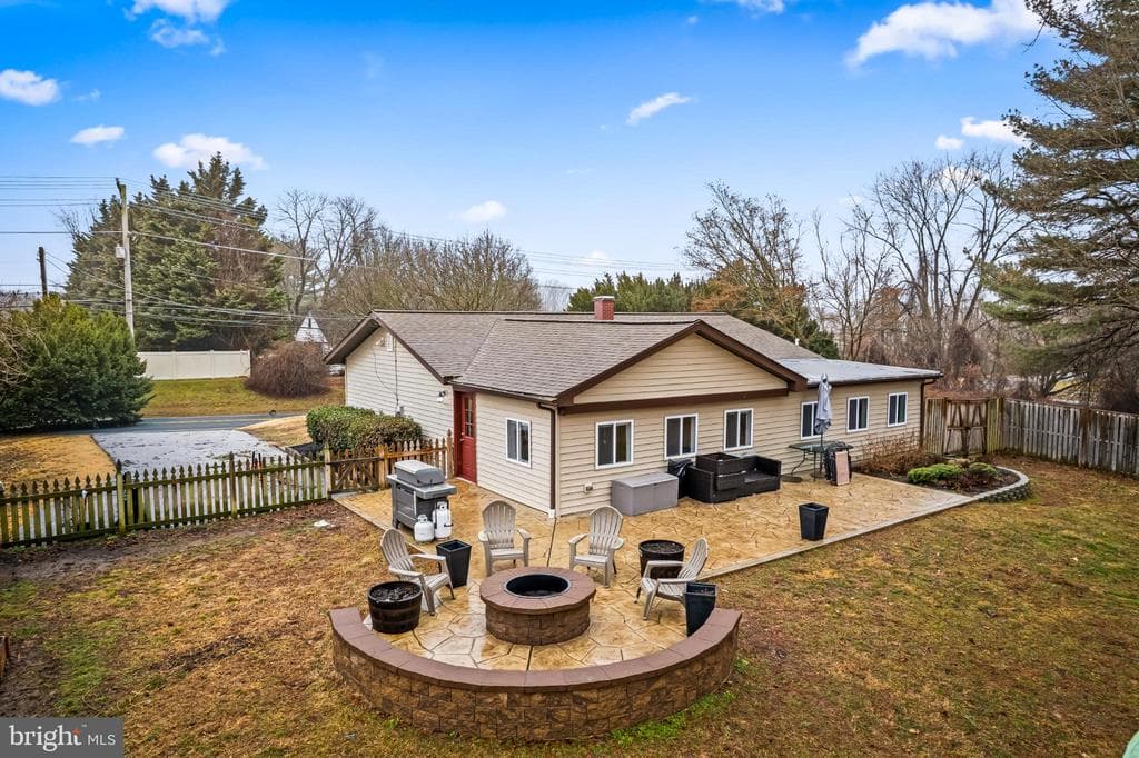 1376 W Jarrettsville Road photo 1