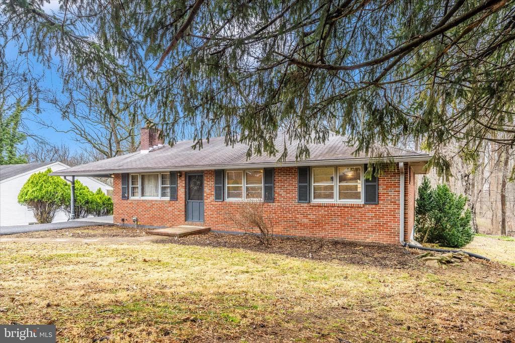 6650 Allview Drive photo 1