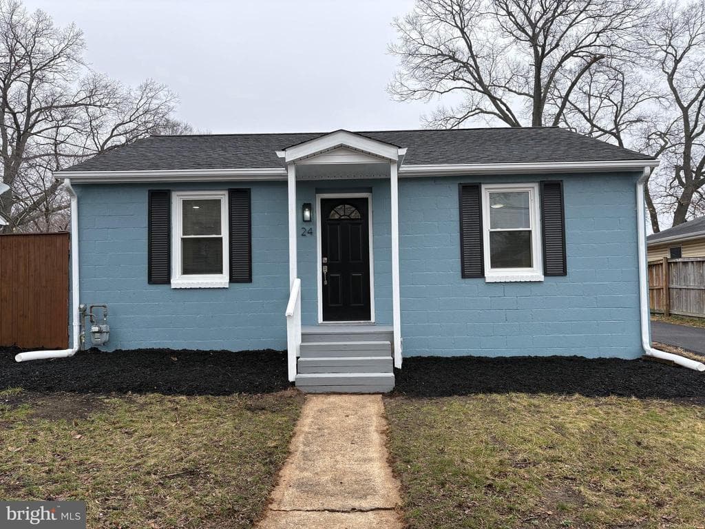 24 Main Avenue SW photo 1