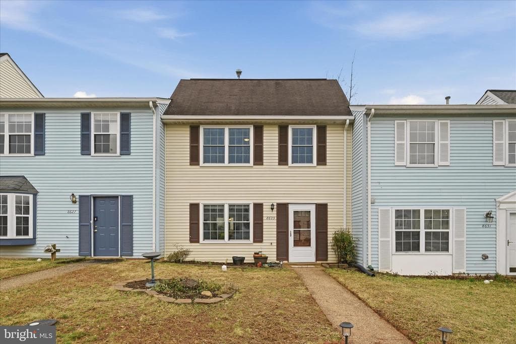 8629 Reinecke Court photo 1