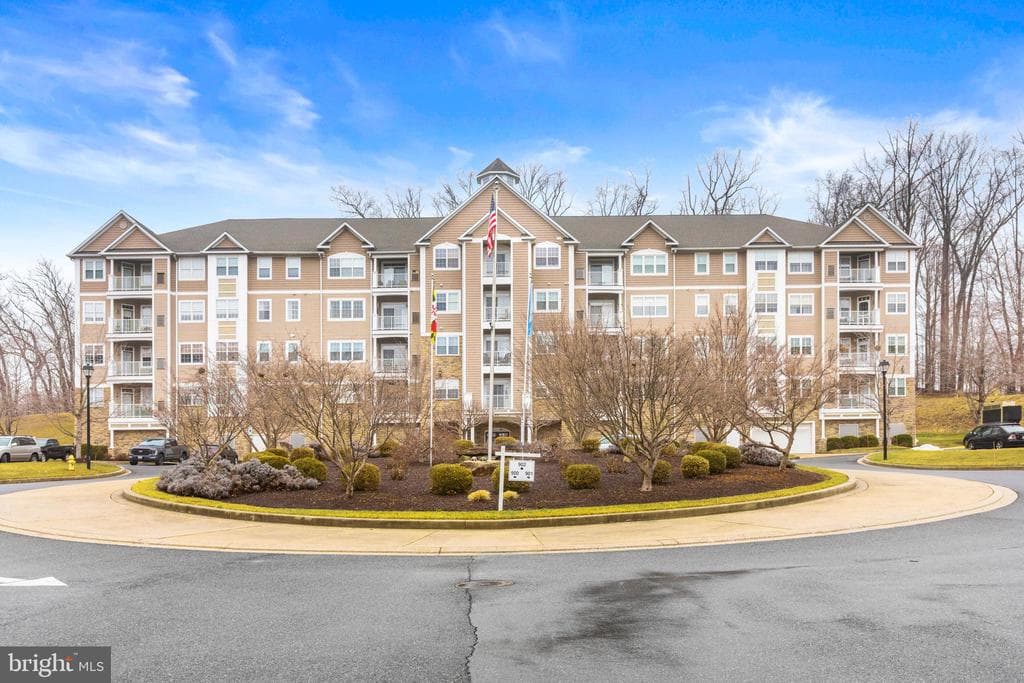 902 Macphail Woods Crossing #2d photo 1