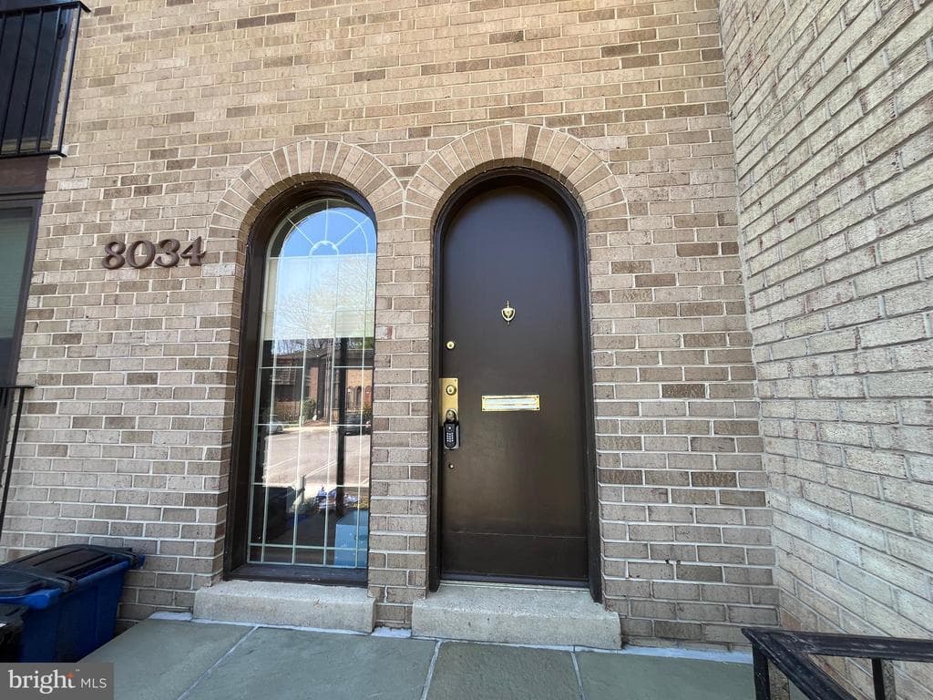 8034 Inverness Ridge Road photo 1