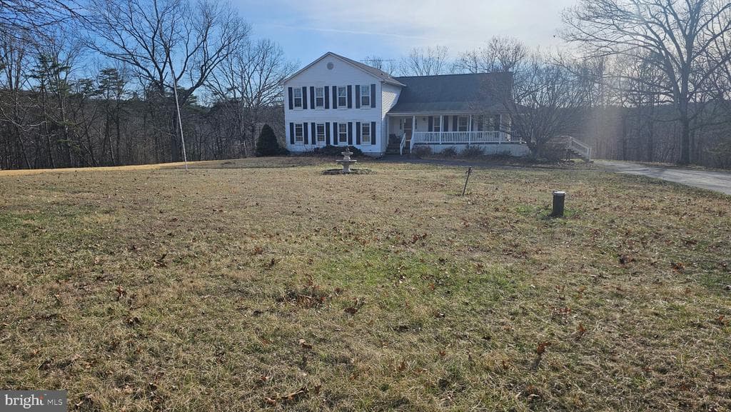 180 Goldfinch Lane photo 1