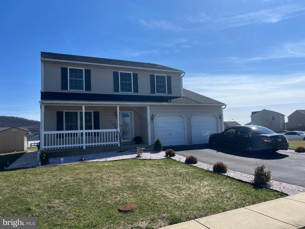 121 Nantucket Drive photo 1