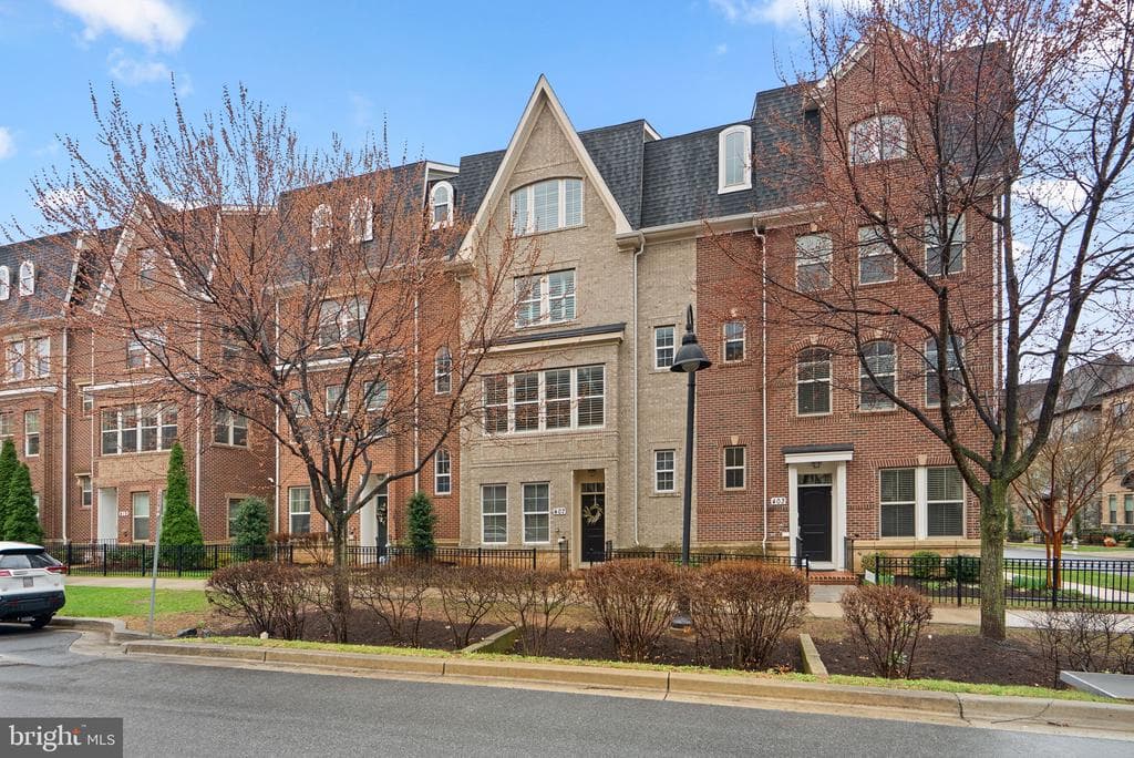 407 Crown Park Avenue photo 1