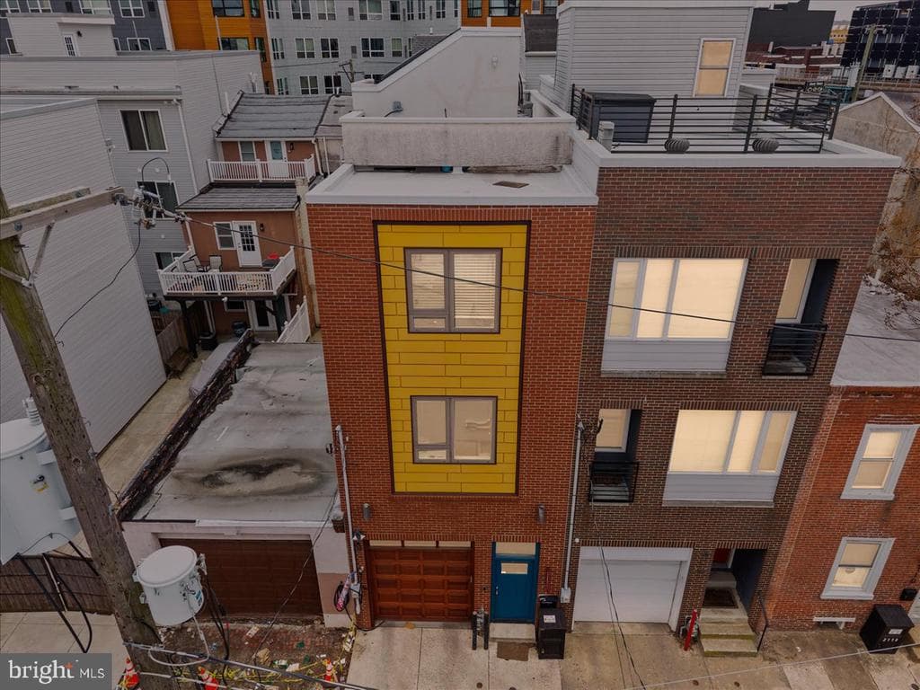 2114 Berges Street photo 1