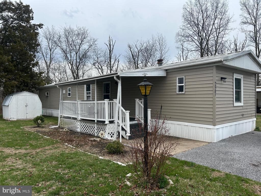227 Waldorf Drive photo 1