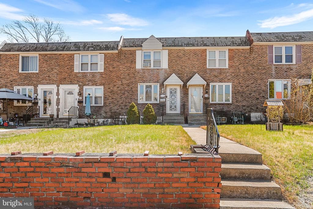 420 Rively Avenue photo 1